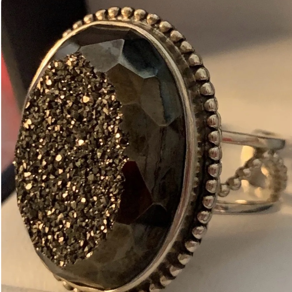 925 LARGE OVAL DRUZY QUARTZ Sz 8 this ring is adjustable to a larger size